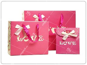 Túi giấy đựng quà 8/3