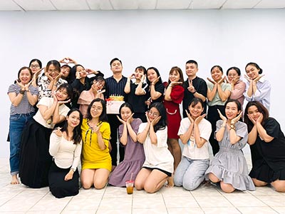 TỔ CHỨC SINH NHẬT NHÂN VIÊN