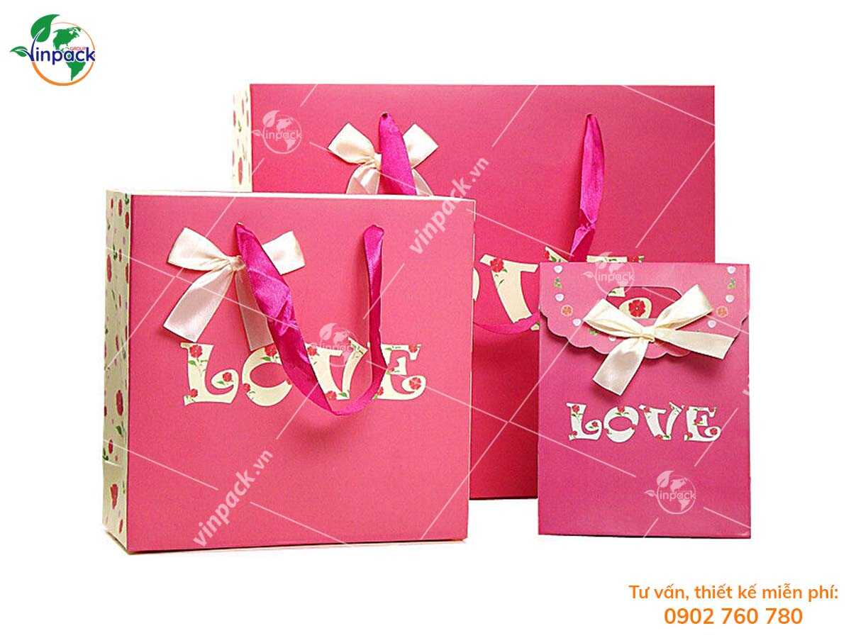 Valentine gifts paper bag
